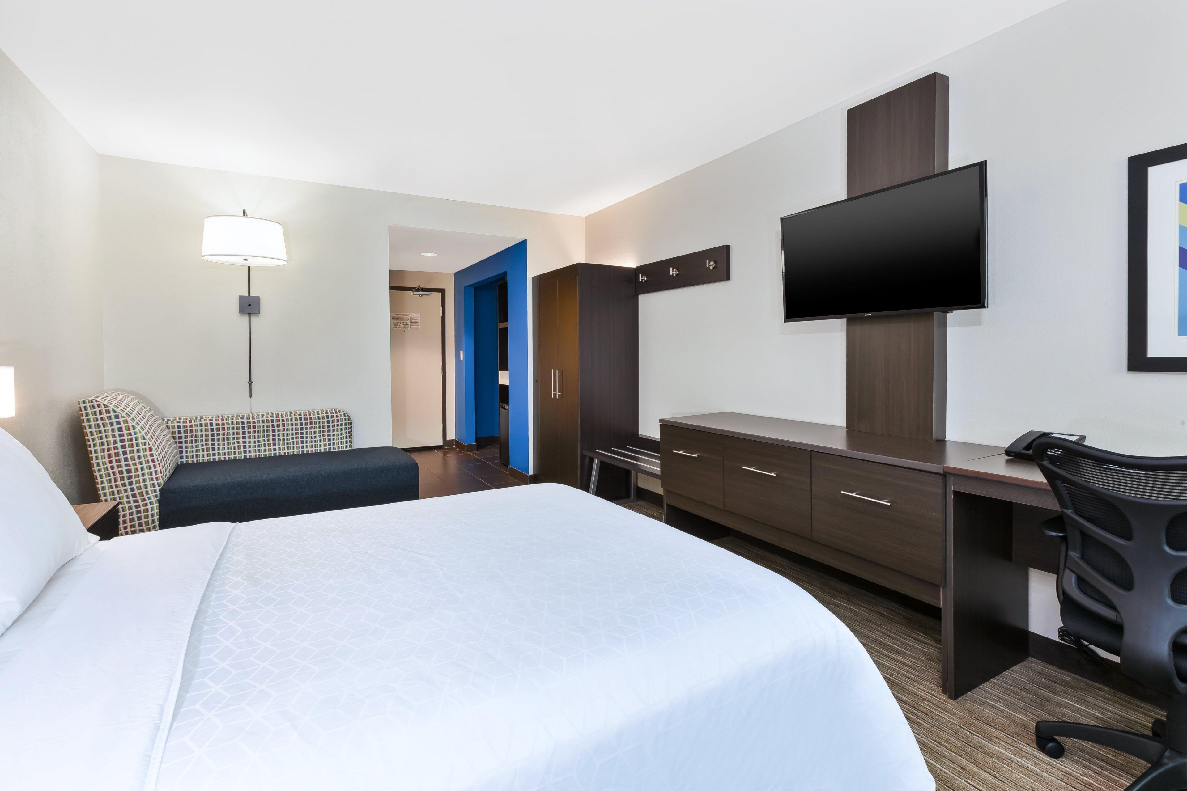 Express Airport - Polo Park By Ihg Hotel 3*