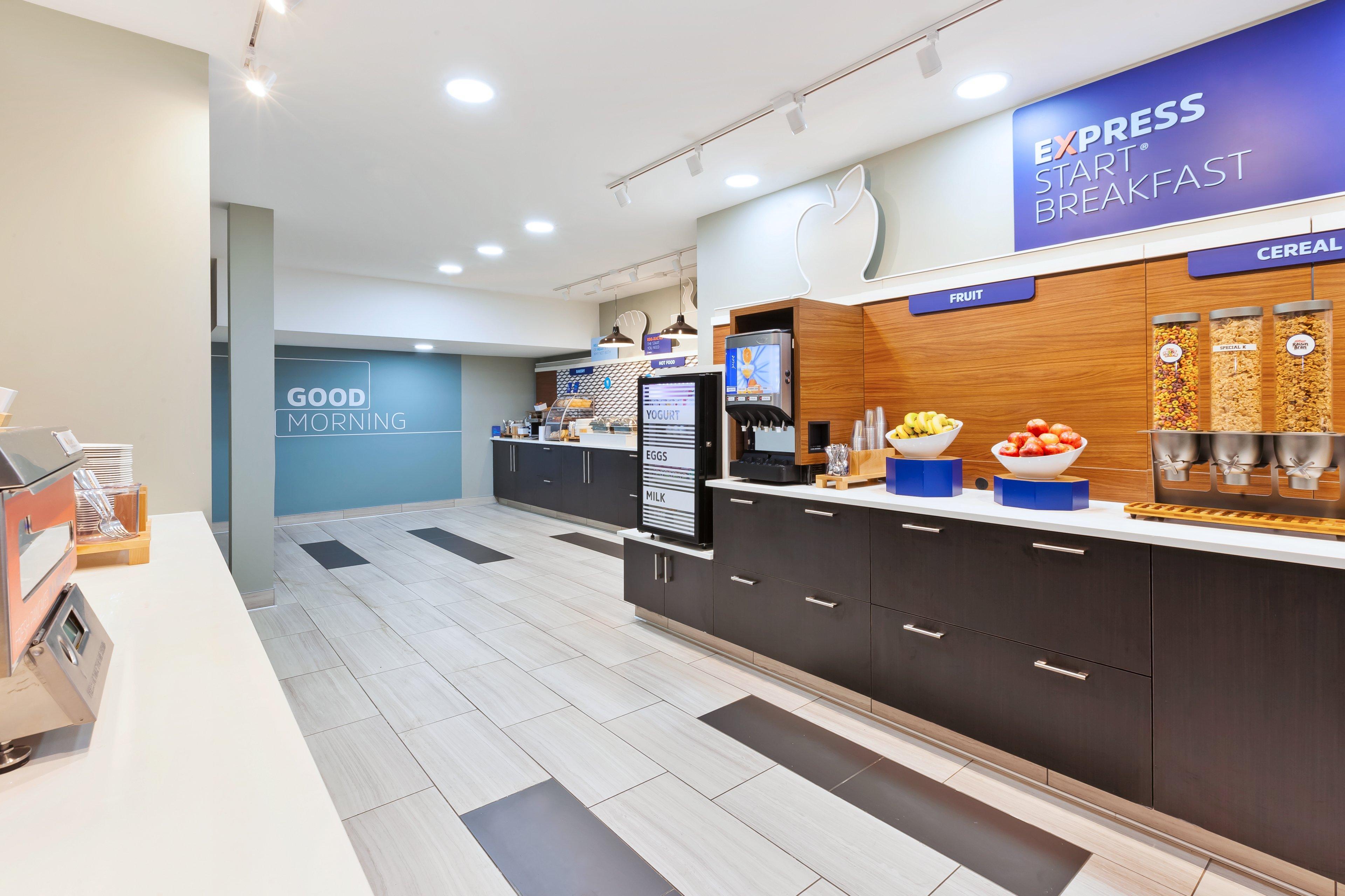 Hotel Express Airport - Polo Park By Ihg