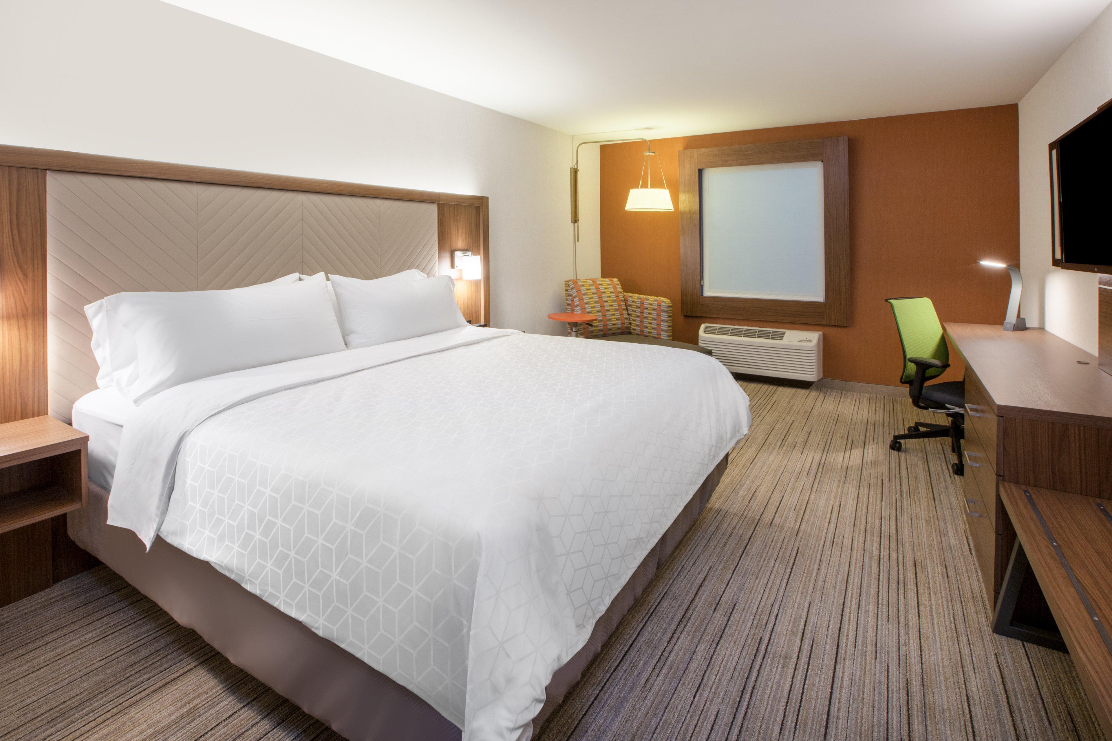 Hotel Express Airport - Polo Park By Ihg 3*