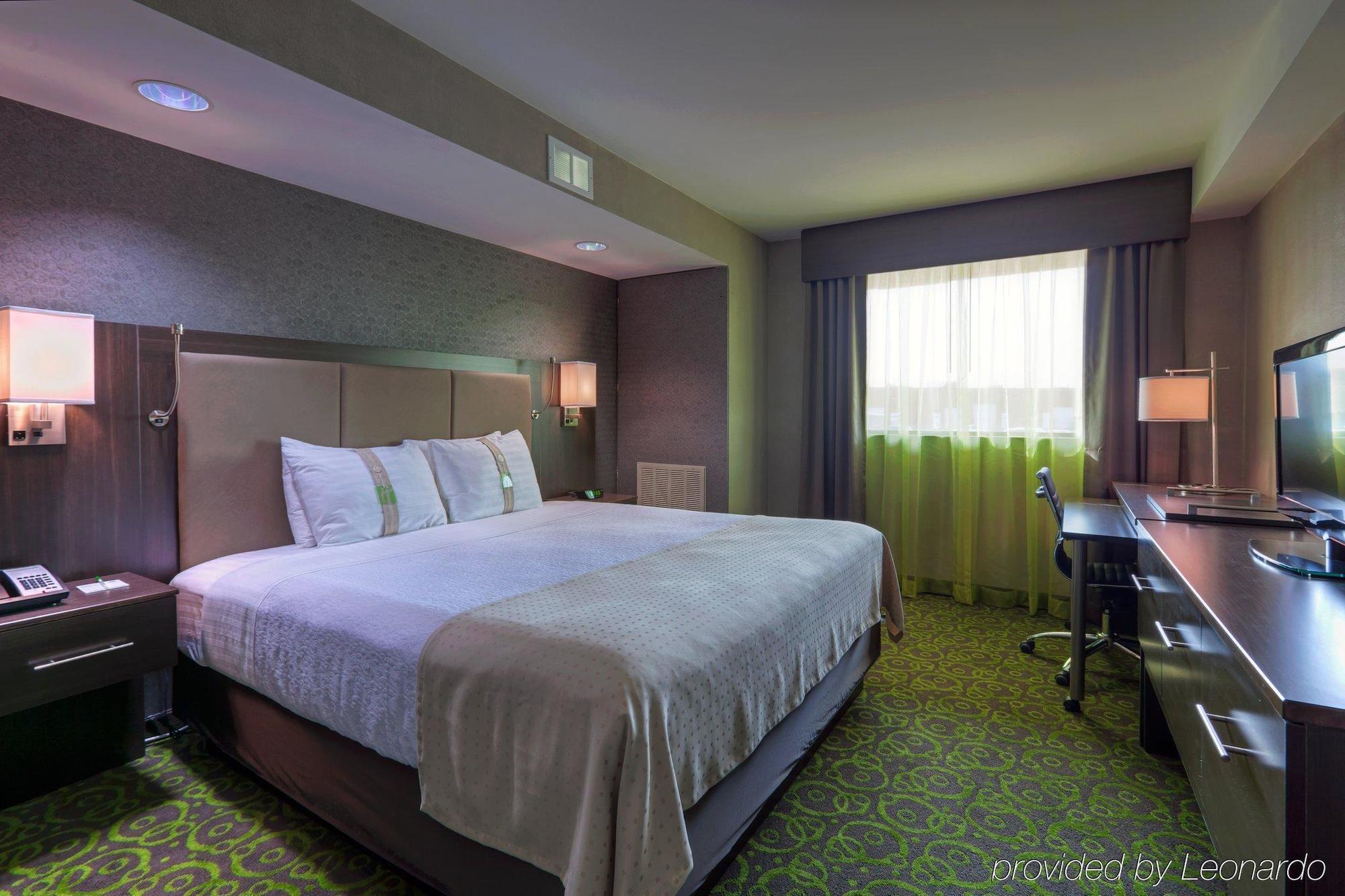 Express Airport - Polo Park By Ihg Winnipeg
